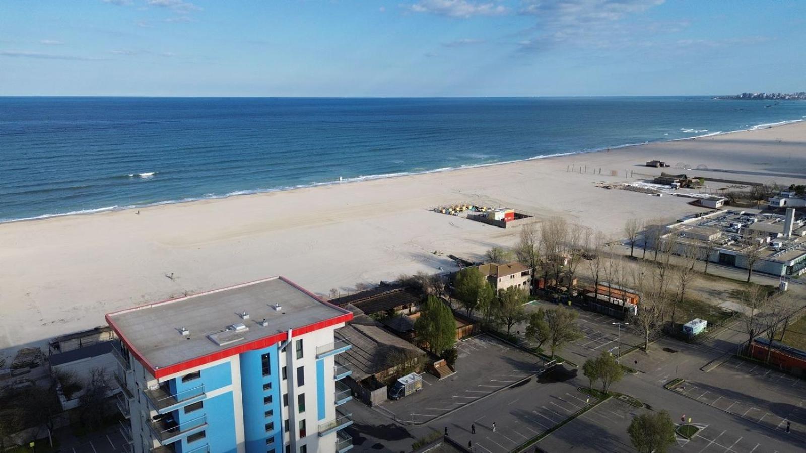Summerland Sea View 2 Bed-room Mamaia